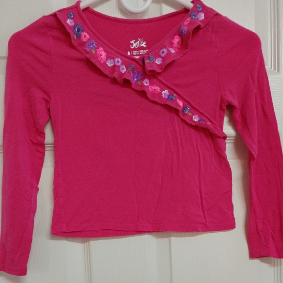 T-shirt Manches Longues Justice Valentine - Taille 8, Rouge à Motifs Cœurs, Occasion Très Bon état, Pour Fille